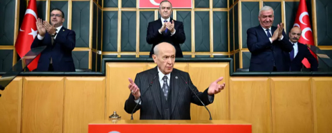 CHP'nin kürsü işgaline İBB göndermesi! MHP Lideri Bahçeli: İstanbul'daki tezgahınız bozuldu, öfkeniz buna mı?