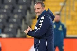 Fenerbahçe sahasında ağır yenilgi aldı