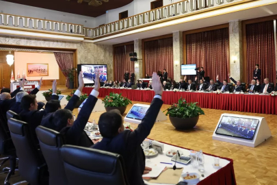 Kardeşlik için Türkiye Modeli: Silahları bırakmadan adım yok