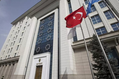AK Parti yol haritasını belirledi... Yeni anayasa için ''beyanname'' formülü
