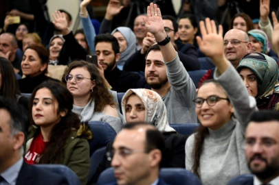 Bakan Tekin'den öğretmenlere müjde! Atamada yeni sistem netleşti