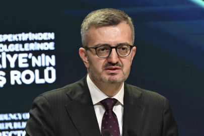 Burhanettin Duran: Suriyeli kardeşlerimizin haklı mücadelesinin yanında olacağız