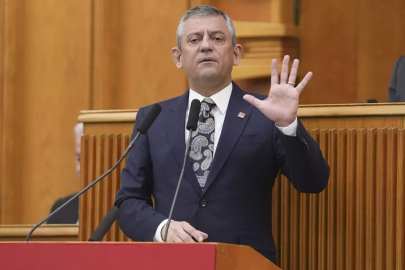 CHP'de arınma çağrısı yapanlara ihraç! Özel yönetimine içeriden yaylım ateşi