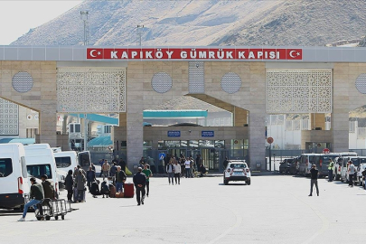 Türkiye'den İran kararı! 3 gümrük kapısında yolcu geçişleri karşılıklı olarak durduruldu