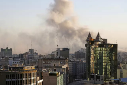 ABD/İsrail-İran savaşında 5. gün! Tahran'da peş peşe patlamalar