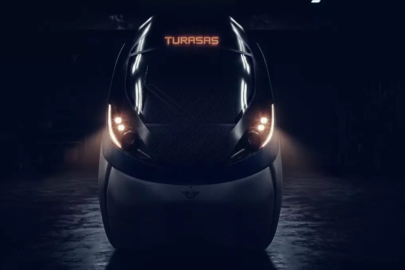 Tarih verildi! Türkiye'nin ilk milli elektrikli hızlı treni raylara iniyor