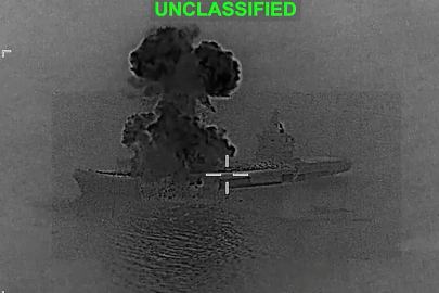 ABD ordusu, İran'a ait bir İHA gemisinin vurulduğunu açıkladı