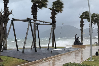 Meteoroloji'den Akdeniz için "fırtına" uyarısı