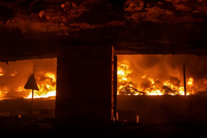 ABD'nin İsrail'in İran'daki petrol depolarına yönelik saldırılarından rahatsızlık duyduğu iddiası