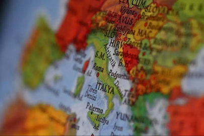 Slovenya'dan Türkiye'ye ''füze'' dayanışması: İran'ı kınıyoruz