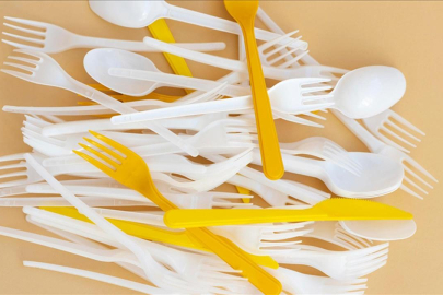 Plastik çatal, tabak ve pipetler yasaklanıyor