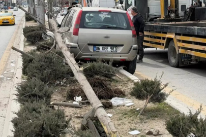 Ankara’da araç yayalara çarptı: Sincan’daki kazada 1’i ağır 2 yaralı