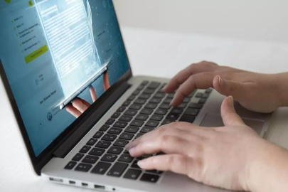 Bakanlık ''ilan'' takibinde! Kimlik doğrulaması olmayan yanıyor