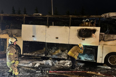 İstanbul'da şehirlerarası yolcu otobüsü küle döndü