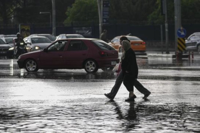 Meteoroloji 10 il için uyarı verdi yağışlar etkisini artırıyor