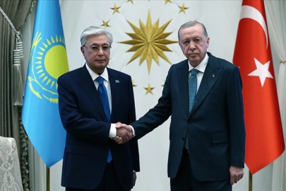Cumhurbaşkanı Erdoğan Tokayev görüşmesinde dikkat çeken detaylar