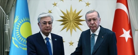 Cumhurbaşkanı Erdoğan Tokayev görüşmesinde dikkat çeken detaylar