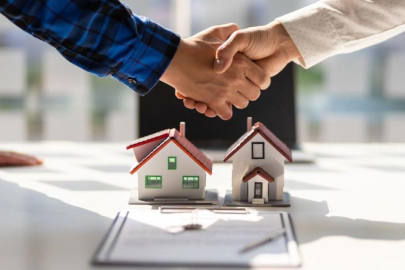 Konutta kredili satışların payı 33 ayın ardından ilk kez yüzde 20'yi geçti