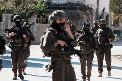 Katil İsrail: Ordu tamamen çöküyor