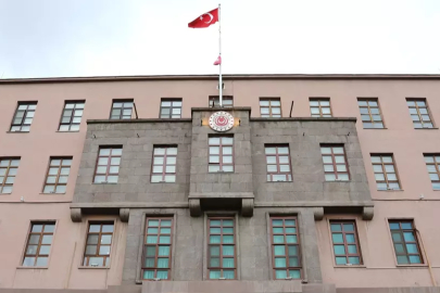 NATO Irak Misyonu çekiliyor... MSB: TSK personelinin tahliyesi sağlandı