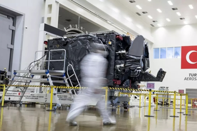 Türkiye'nin uzaydaki gözü sınırları aştı: TÜRKSAT'tan iki dev anlaşma birden