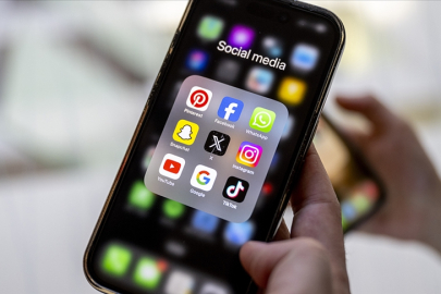 14 yaş altına sosyal medya yasaklandı