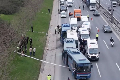 Başakşehir'de zincirleme kaza: Cezaevi nakil araçları birbirine girdi
