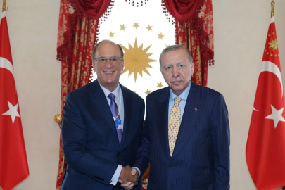 Cumhurbaşkanı Erdoğan Dolmabahçe’de BlackRock CEO’su Fink'i kabul etti