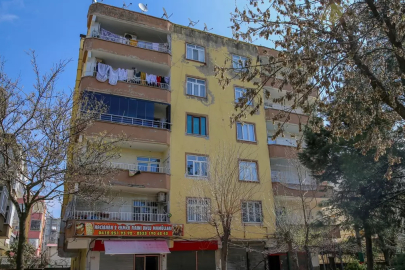 Kolonlardan ses geldi ihbarı: 5 katlı bina boşaltıldı