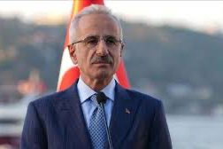 Bakan açıkladı: YHT projesiyle Ankara İzmir arası süre nasıl değişecek?