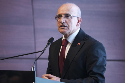 Bakan Şimşek: Fiyat istikrarı hedefimize ulaşmamızı sağlayacak setimizi uyguluyoruz