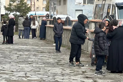 Van'da 5,2 büyüklüğünde deprem!