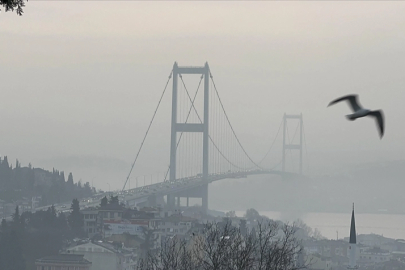 İstanbul’da sis etkisini artırdı görüş mesafesi düştü