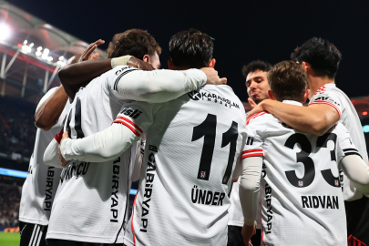 Beşiktaş'tan Antalyaspor karşısında 4 gollü galibiyet