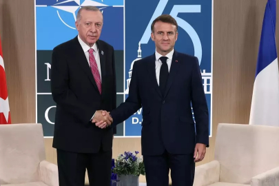 Cumhurbaşkanı Erdoğan, Macron ile telefonda görüştü
