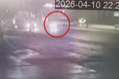 Karşıdan karşıya geçerken düşürdü... Geri dönüp alırken facia