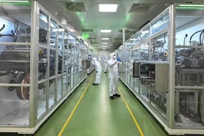 Avrupa fren yaparken Türkiye gaza basıyor