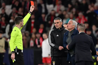 Jose Mourinho kaderinden kaçamadı