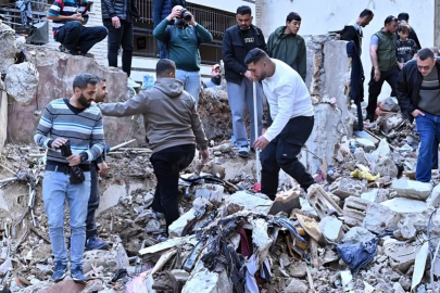 Katil İsrail durmuyor! Lübnan'a bomba yağdı