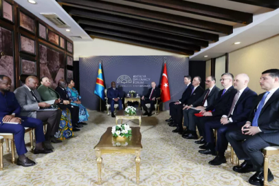 Dünyanın gözü Antalya'da! Cumhurbaşkanı Erdoğan'dan diplomasi trafiği