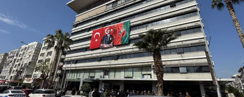 CHP'li belediyede emekçi isyanı! Yüzlerce memur iş bıraktı