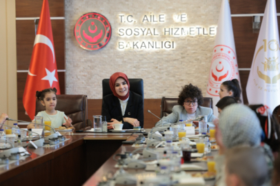 Bakan Göktaş şehit ve gazi çocuklarını ağırladı