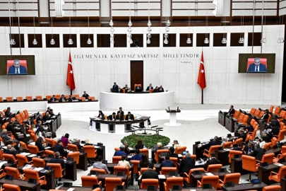 Meclis gündeminde aidat sınırlaması ve deprem koruması