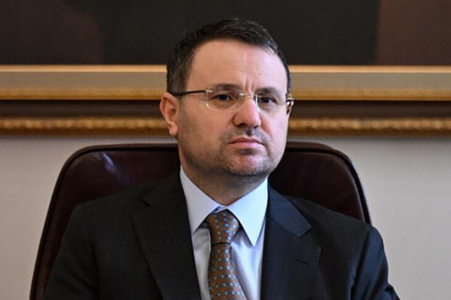 Akın Gürlek'ten 27 Nisan E-muhtırası mesajı