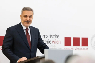 Ankara zirvesine stratejik vurgu! Bakan Fidan: Tarihi bir fırsat olacak