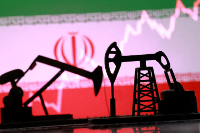 Hürmüz'de abluka devam ediyor: Brent petrol 120 doları gördü