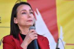 1 Mayıs mitinginde Hatimoğulları’ndan süreç mesajı: Barış nehri akacak!