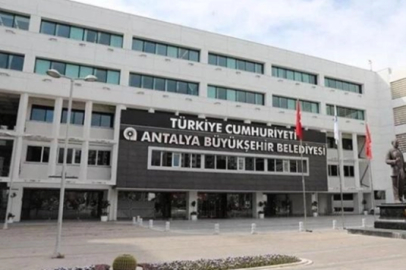 Antalya Büyükşehir Belediyesi Genel Sekreteri Cansel Tuncer tutuklandı