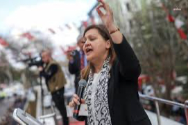 Burcu Köksal’dan gündem yaratacak açıklamalar:"Özgür Bey’in gece yarısı ne yazacağı belli olmazdı”