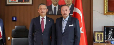 Özkan Yalım savcılığa teslim etti! İşte Özgür Özel'le rüşvet yazışması